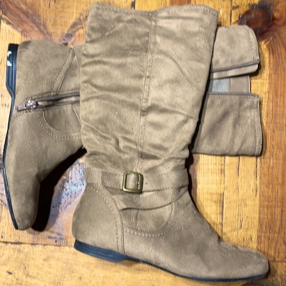 Austin Clothing Co. Shoes - Austin suede boots